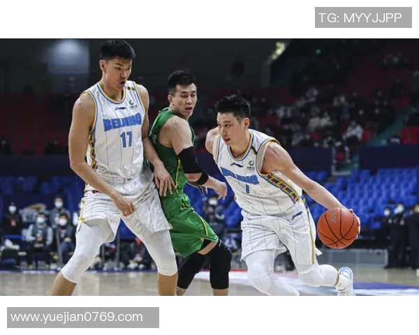 赛后分析：北京足球队与深圳足球队在比赛中的战术灵活性对比探讨