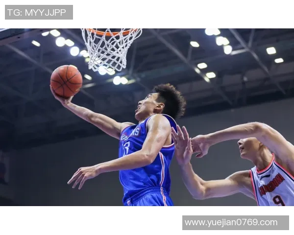 重庆篮球队进攻战术解析：深度剖析球队的得分策略与执行力