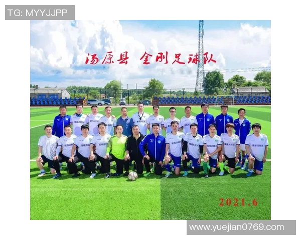 重庆足球队的速度之美：探索快速进攻与团队协作的完美结合