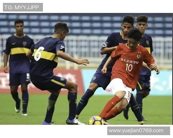 广州足球队精英赛精彩配合分析与战术解读 广州足球队精英赛精彩配合分析与战术解读