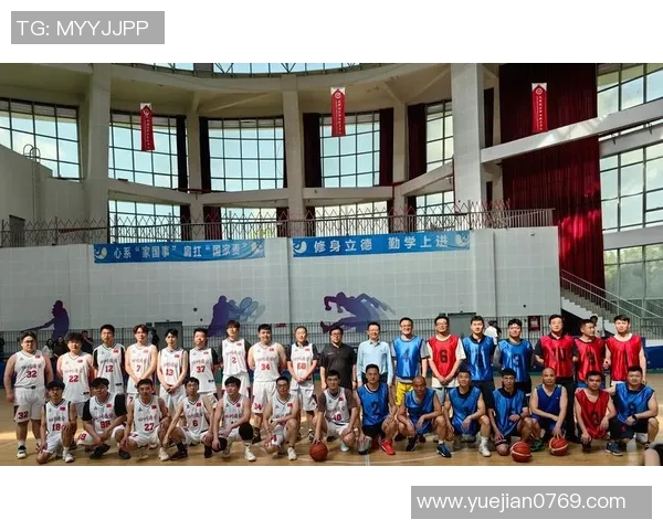 成都篮球队在篮球节奏排行榜中荣登第六名展现出强劲实力与团队协作 成都篮球队在篮球节奏排行榜中荣登第六名展现出强劲实力与团队协作