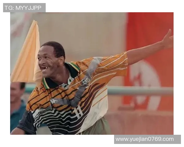 从贫困到辉煌最拮据足球明星的奋斗故事与人生启示 从贫困到辉煌最拮据足球明星的奋斗故事与人生启示